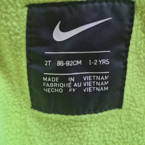 Nike Kids Black and Green Hooded Jacket - Picture 5 of 7
